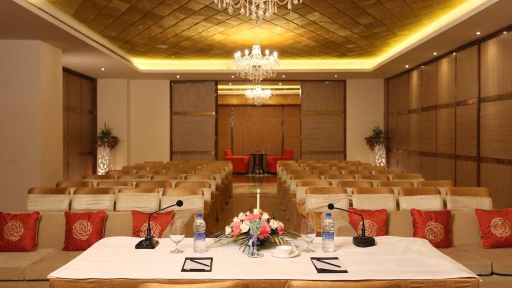 Country Inn & Suites By Radisson, Мератх Экстерьер фото